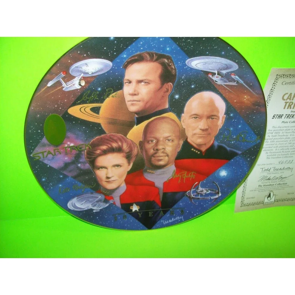 Star Trek Collector Plate Hamilton Numbered Captains Tribute COA Kirk Enterprise